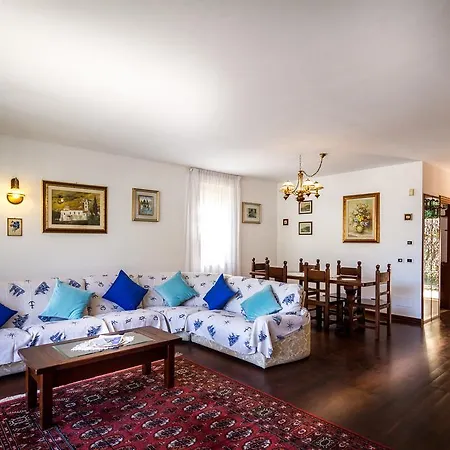 Villino Miralago וילה טורנו